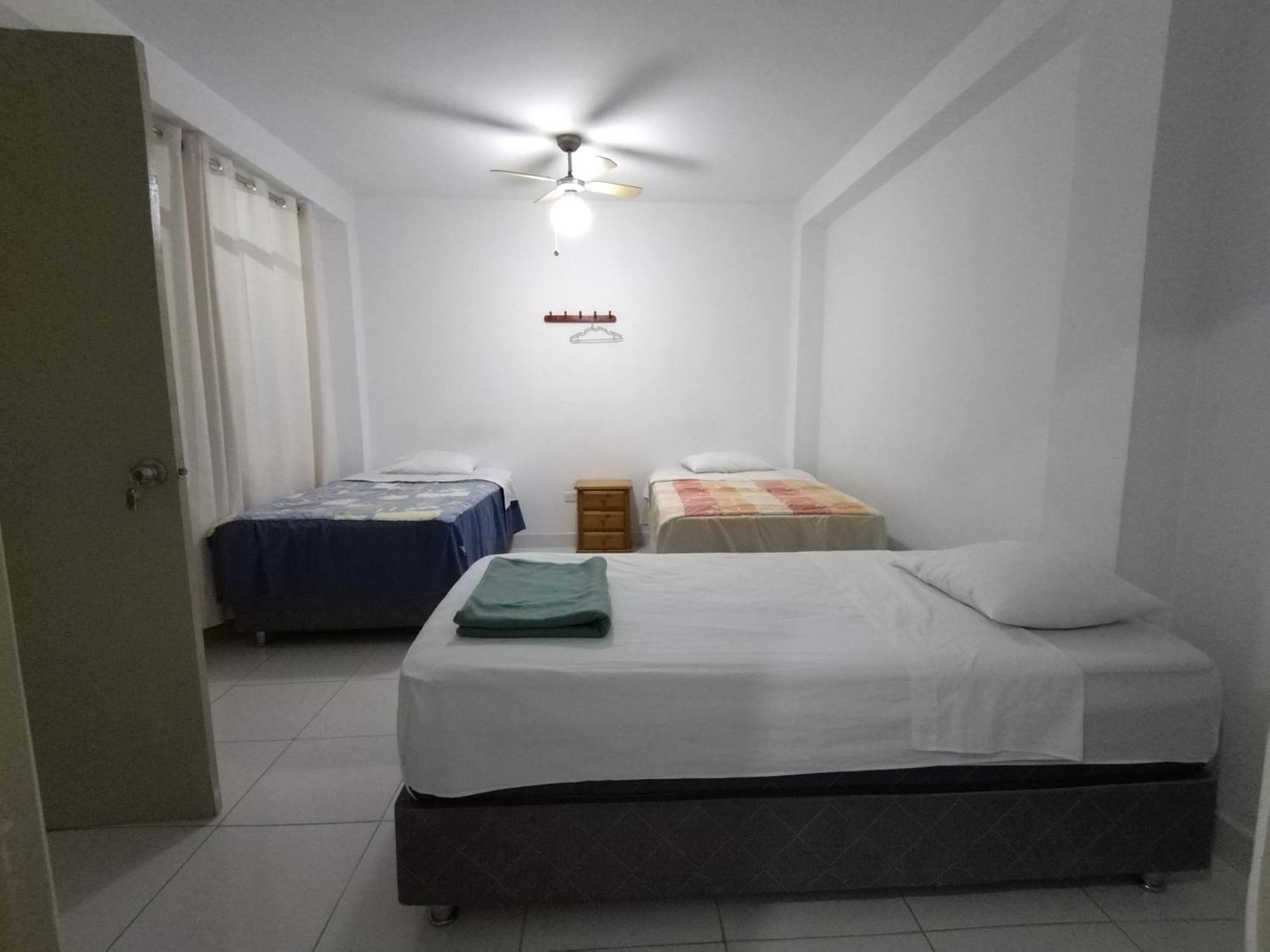 Hostal Icthus *